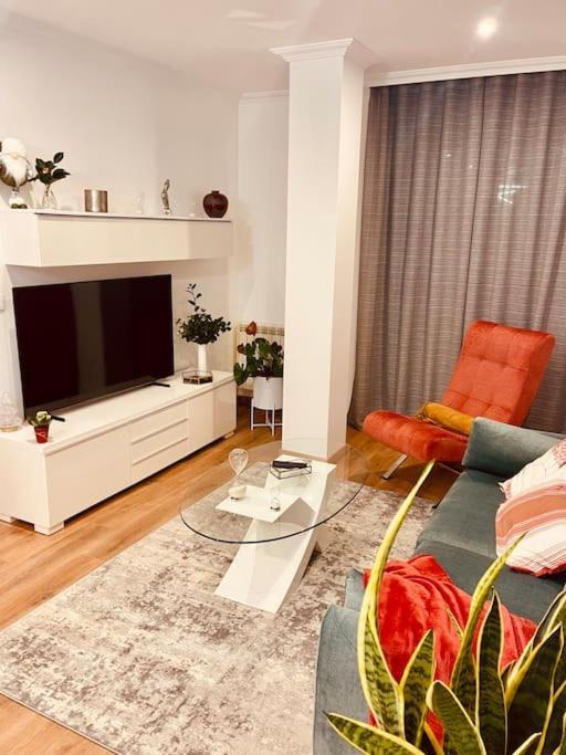 Apartamento Centrico Y De Diseno Con Parking วิโก ภายนอก รูปภาพ